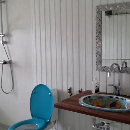 Villa Strandgården På Skarø Med Færge Fra Svendborg *